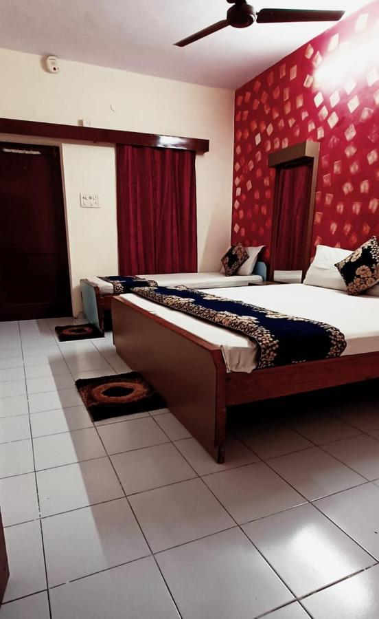 Hotel Majors Den Nowe Delhi Zewnętrze zdjęcie