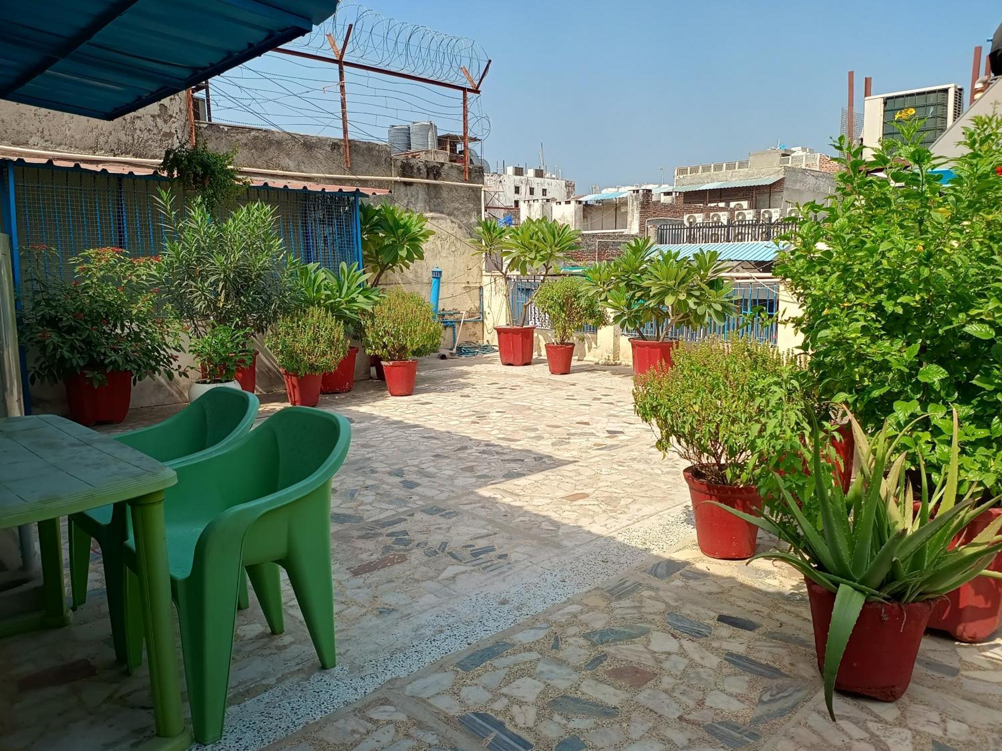 Hotel Majors Den Nowe Delhi Zewnętrze zdjęcie