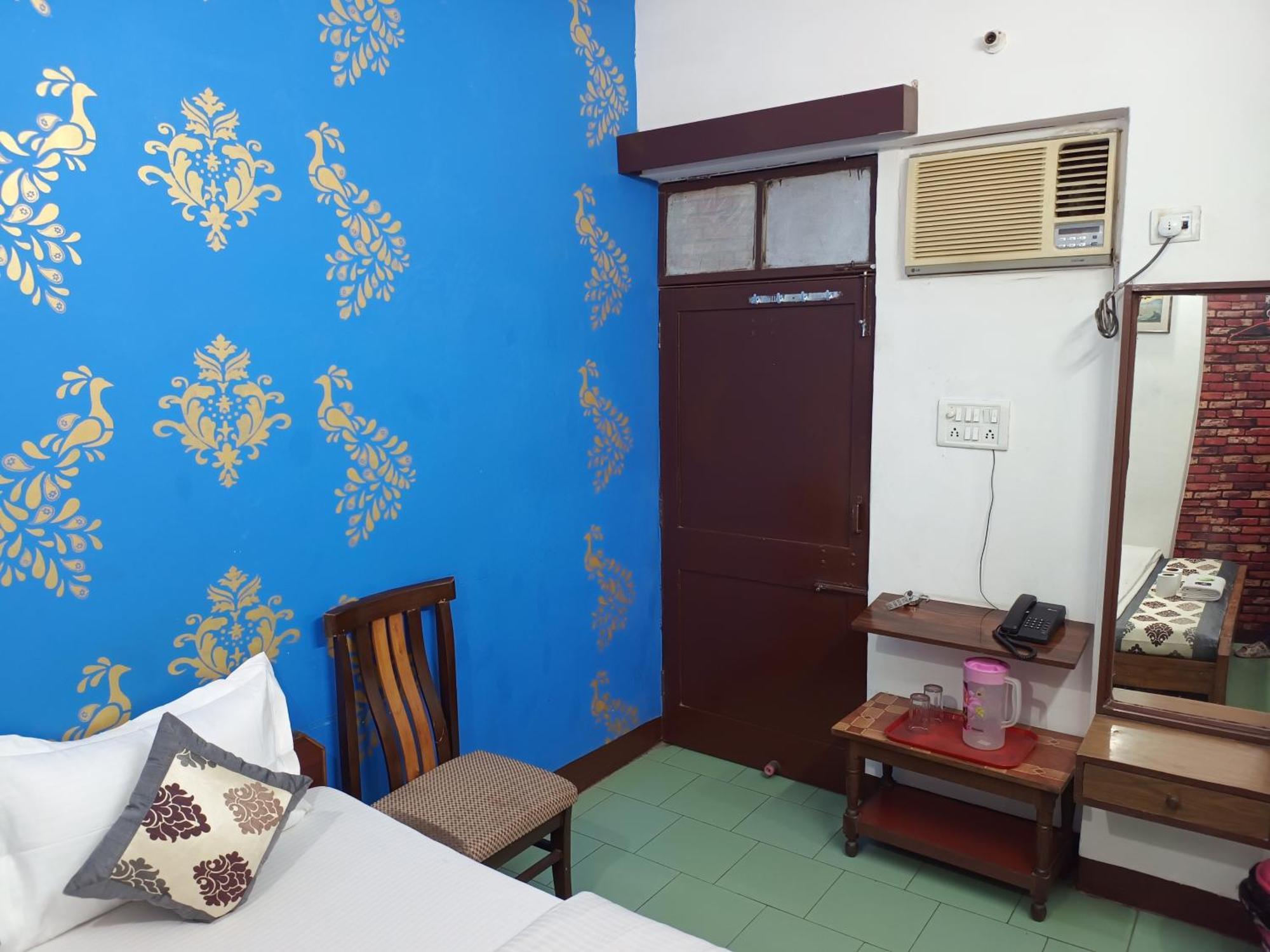 Hotel Majors Den Nowe Delhi Zewnętrze zdjęcie