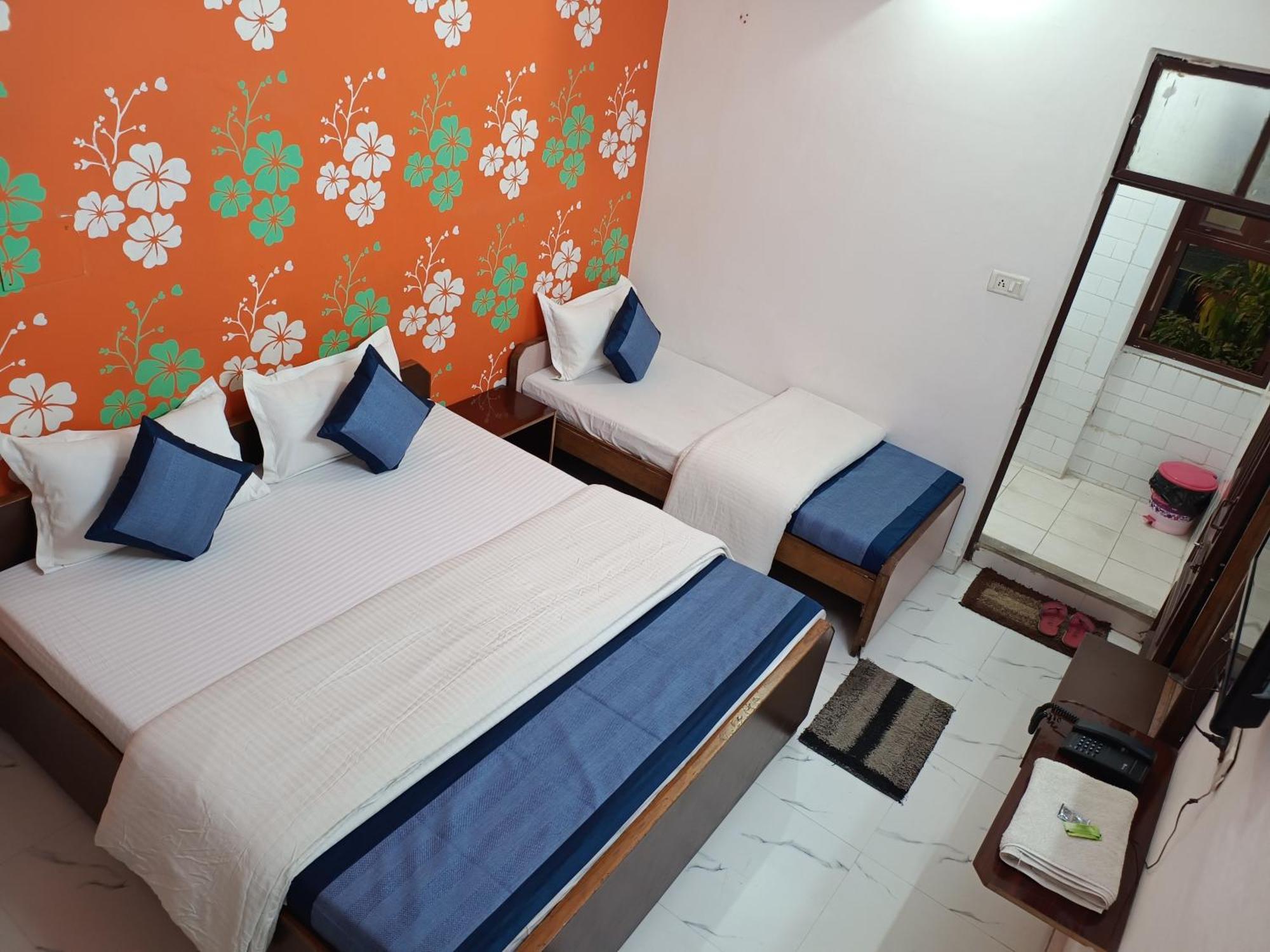 Hotel Majors Den Nowe Delhi Zewnętrze zdjęcie