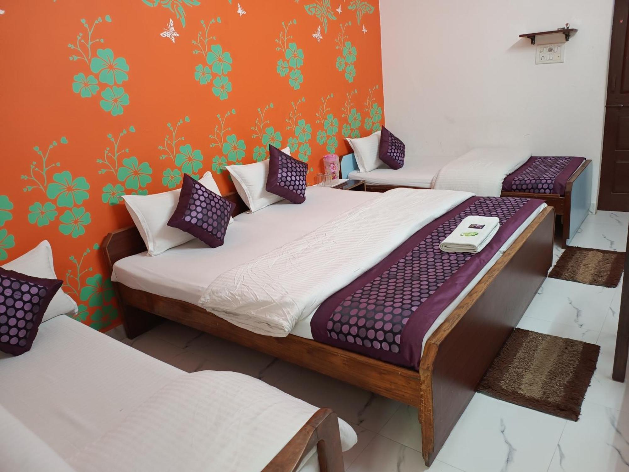 Hotel Majors Den Nowe Delhi Zewnętrze zdjęcie