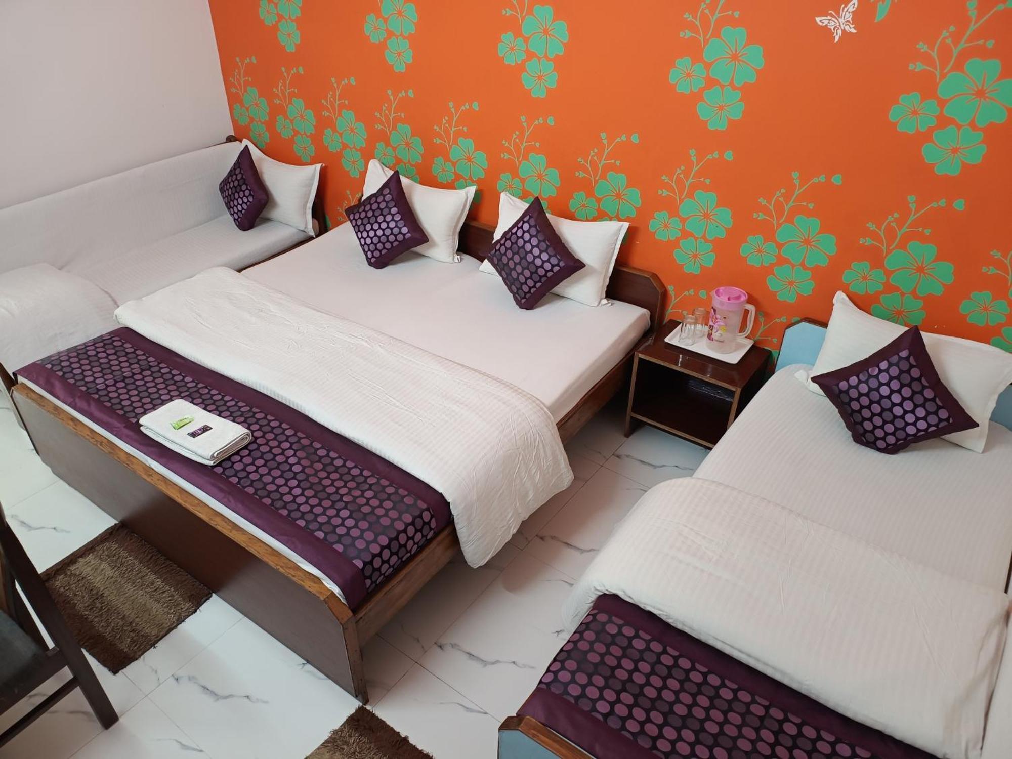 Hotel Majors Den Nowe Delhi Zewnętrze zdjęcie